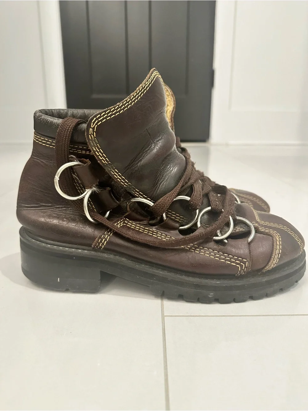 Vintage Y2K 90’s Brown Leather Hiking Boots with Contrast Stitching